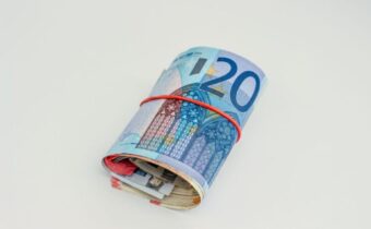 Sänkt elskatt och nytt högkostnadsskydd – så mycket sparar du 2026
